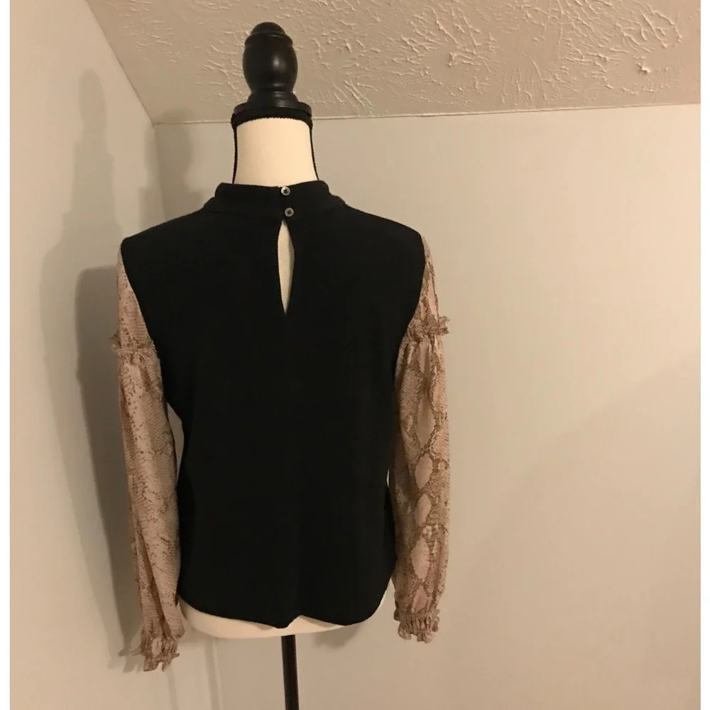 Anthro Current Air Snakeskin Print Mixed Media Top S Lightweight Boho Chic - Picture 4 of 11